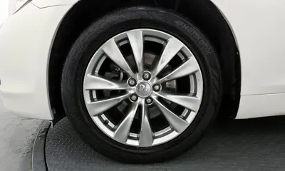 Infiniti M