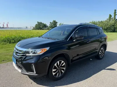 GAC Motor Trumpchi GS4