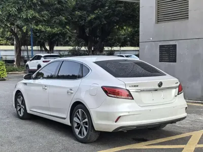 MG MG6