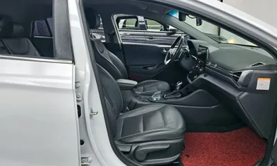 Hyundai Ioniq