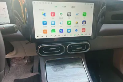 Leapmotor C11