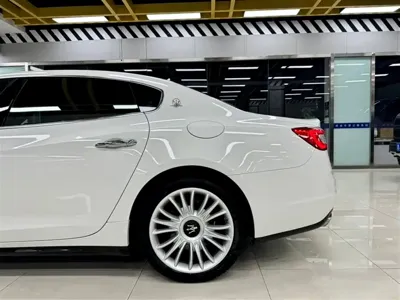 Maserati Quattroporte