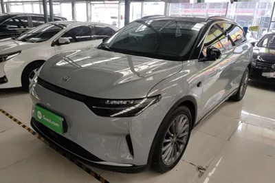 Leapmotor C11