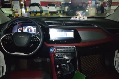 Dongfeng Aeolus AX7