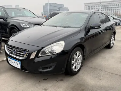 Volvo S60 (Import)