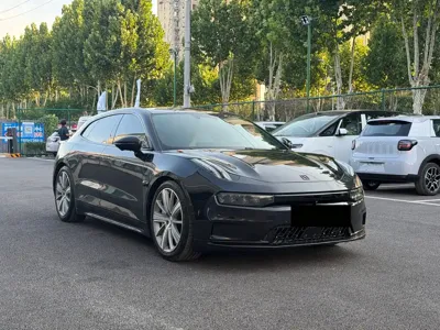 Zeekr 001