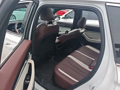 Geely Xingyue L