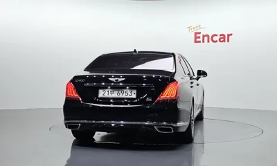 Genesis EQ900