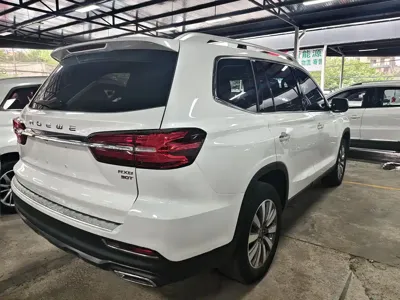 Roewe RX8