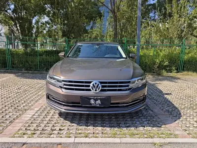 Volkswagen Phideon