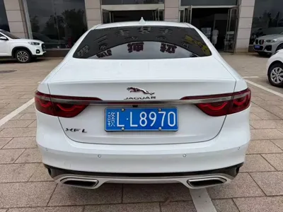 Jaguar XFL