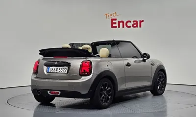 MINI Cooper Convertible