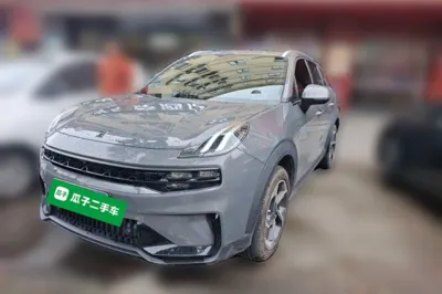 Lynk & Co 06