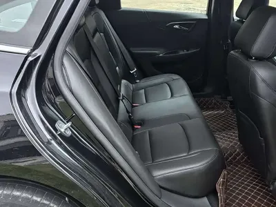 Chevrolet Malibu XL