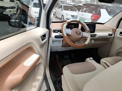Wuling MINIEV