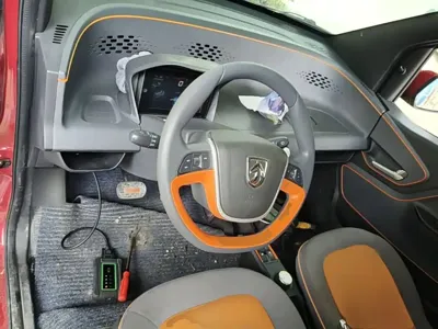 Baojun E100