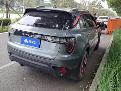 Lynk & Co 01