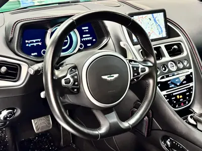 Aston Martin DB11