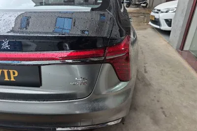 Hongqi H5