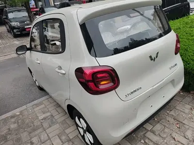 Wuling MINIEV