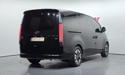 Hyundai Staria