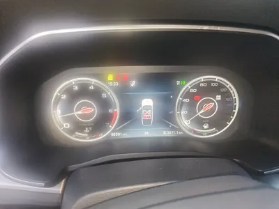 Hongqi HS7