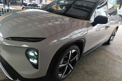 Nio ES7
