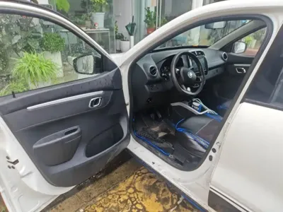 Venucia e30