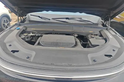 Li Auto L8