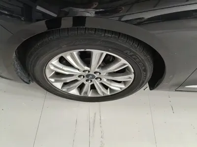 Ford Taurus