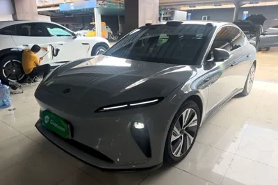 Nio ET5