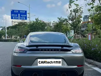 Porsche 718
