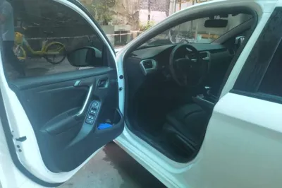 Peugeot 301