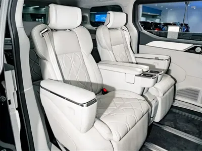 Volvo EM90