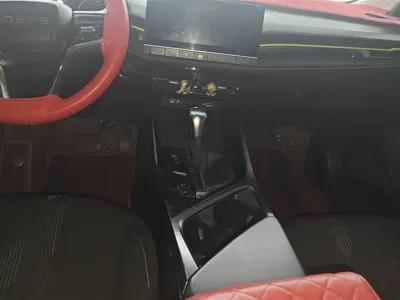 Roewe i5