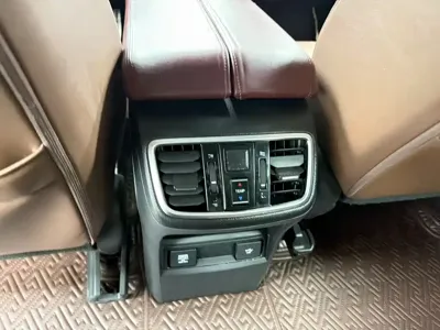 Honda UR-V
