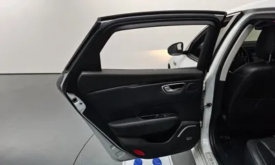 Renault-KoreaSamsung SM6