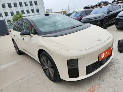 Li Auto 理想i6