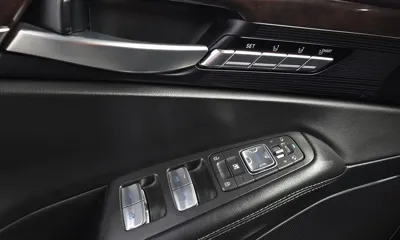 Genesis EQ900