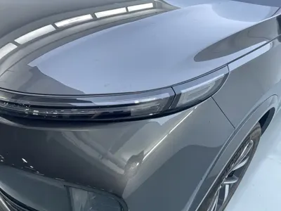 Li Auto Li L8
