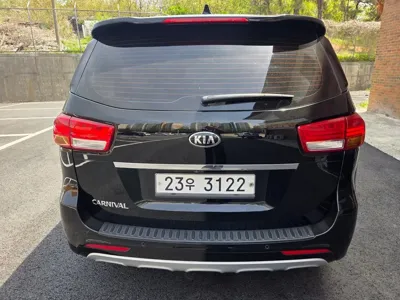 Kia Canival