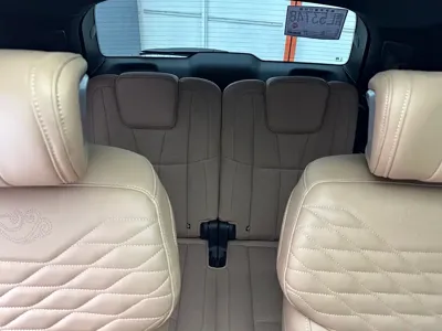 Nio ES8