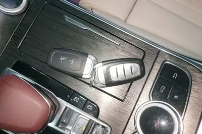 Hongqi H9