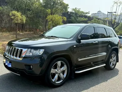 Jeep Grand Cherokee (Import)