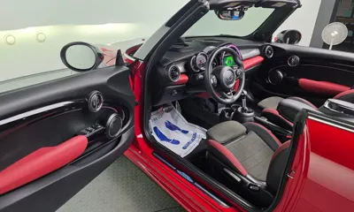 MINI Cooper Convertible