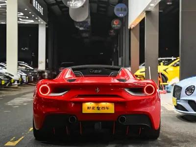 Ferrari 488