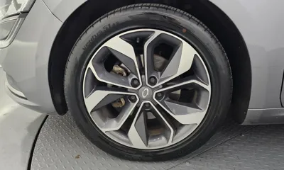Renault-KoreaSamsung SM6