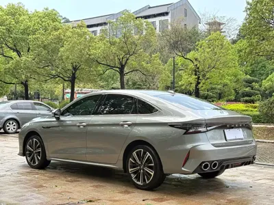 Chery Arrizo 8