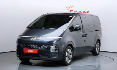 Hyundai Staria