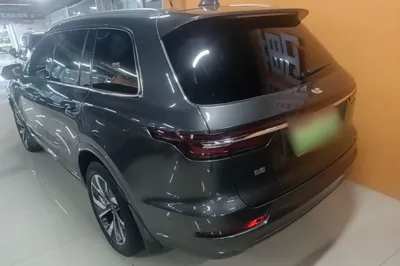 Li Auto ONE